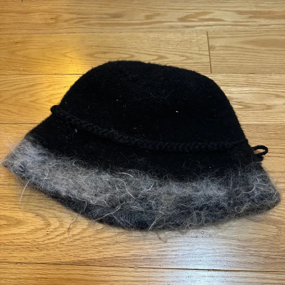 McMaura of Vermont 100% Wool Black Bucket Hat